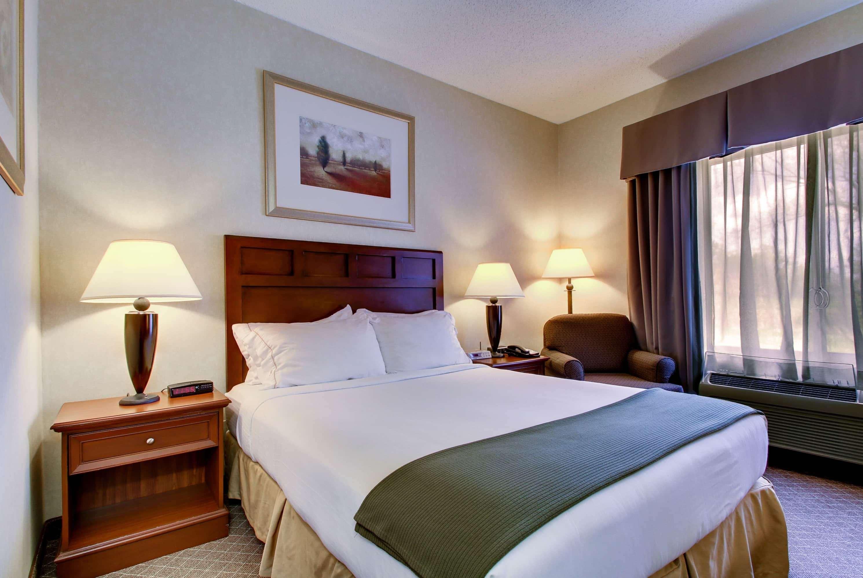 Baymont By Wyndham Kirksville University Area Bagian luar foto