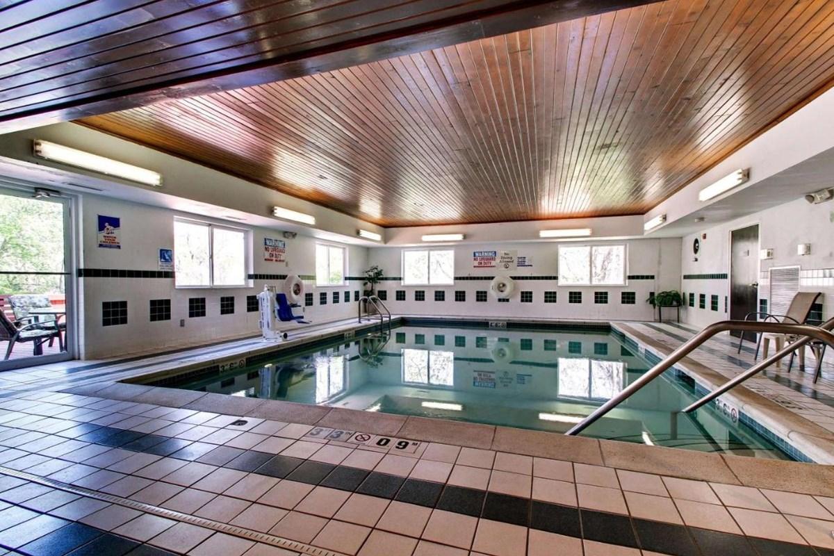 Baymont By Wyndham Kirksville University Area Bagian luar foto